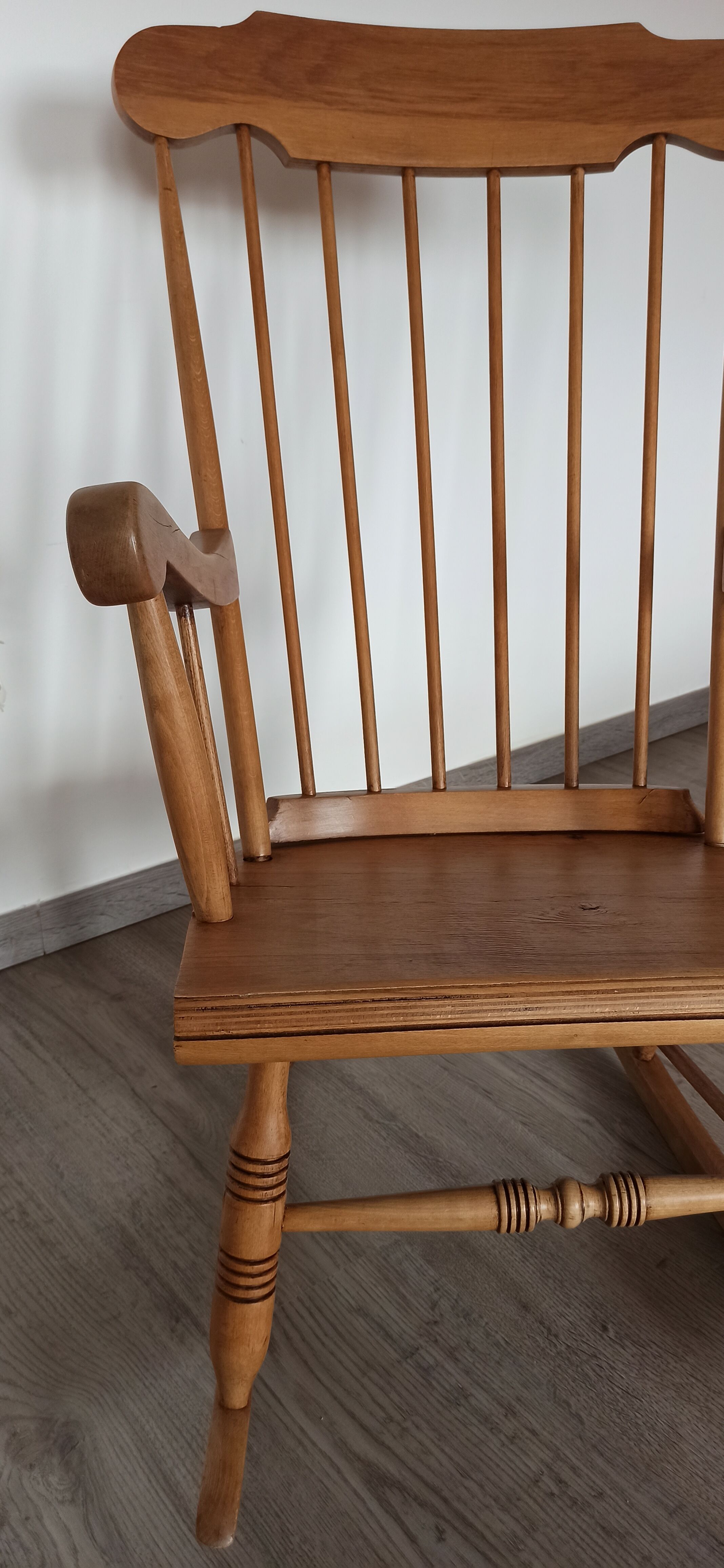 Vintage rocking chair