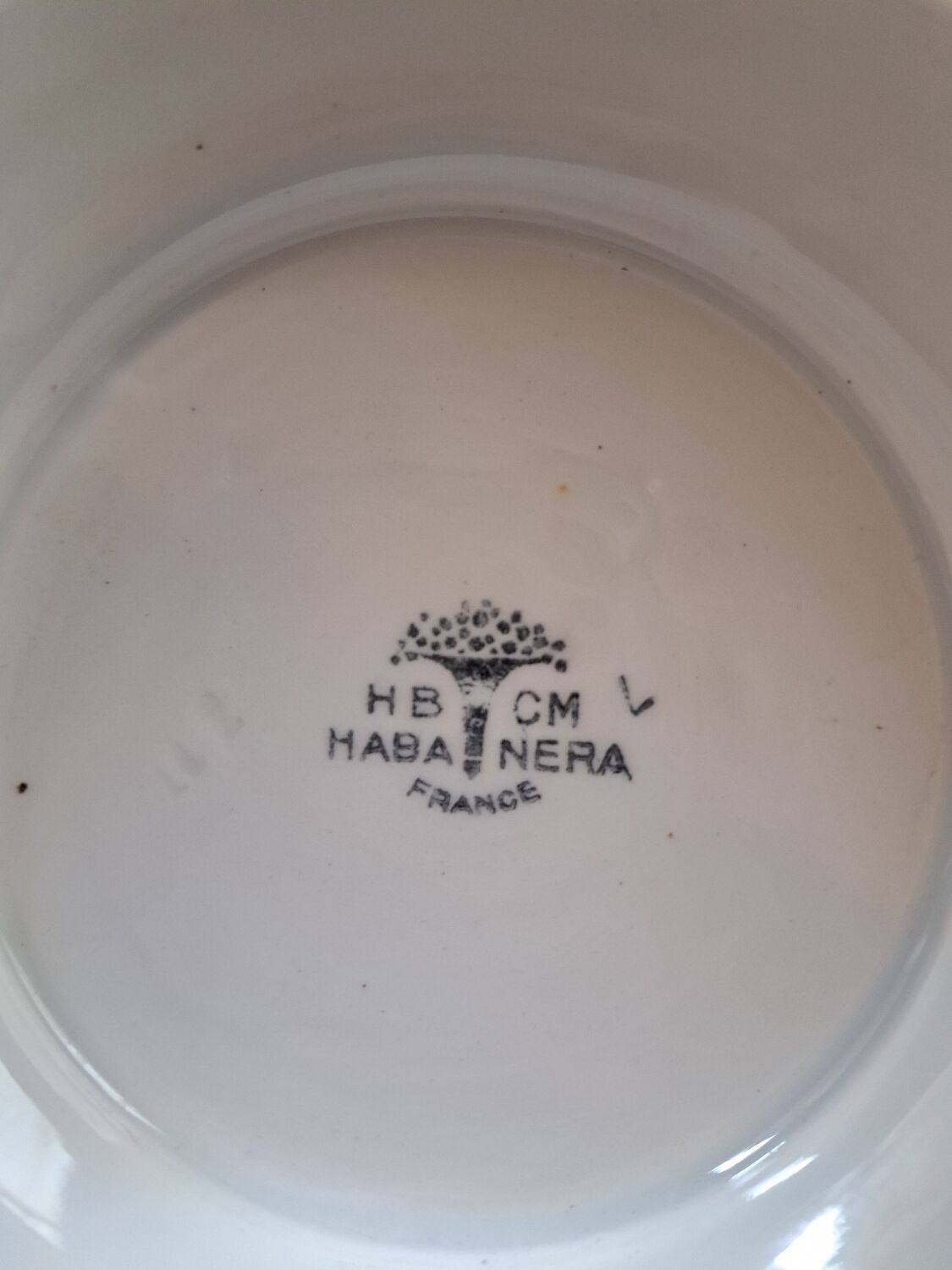 Art deco piedouche plate