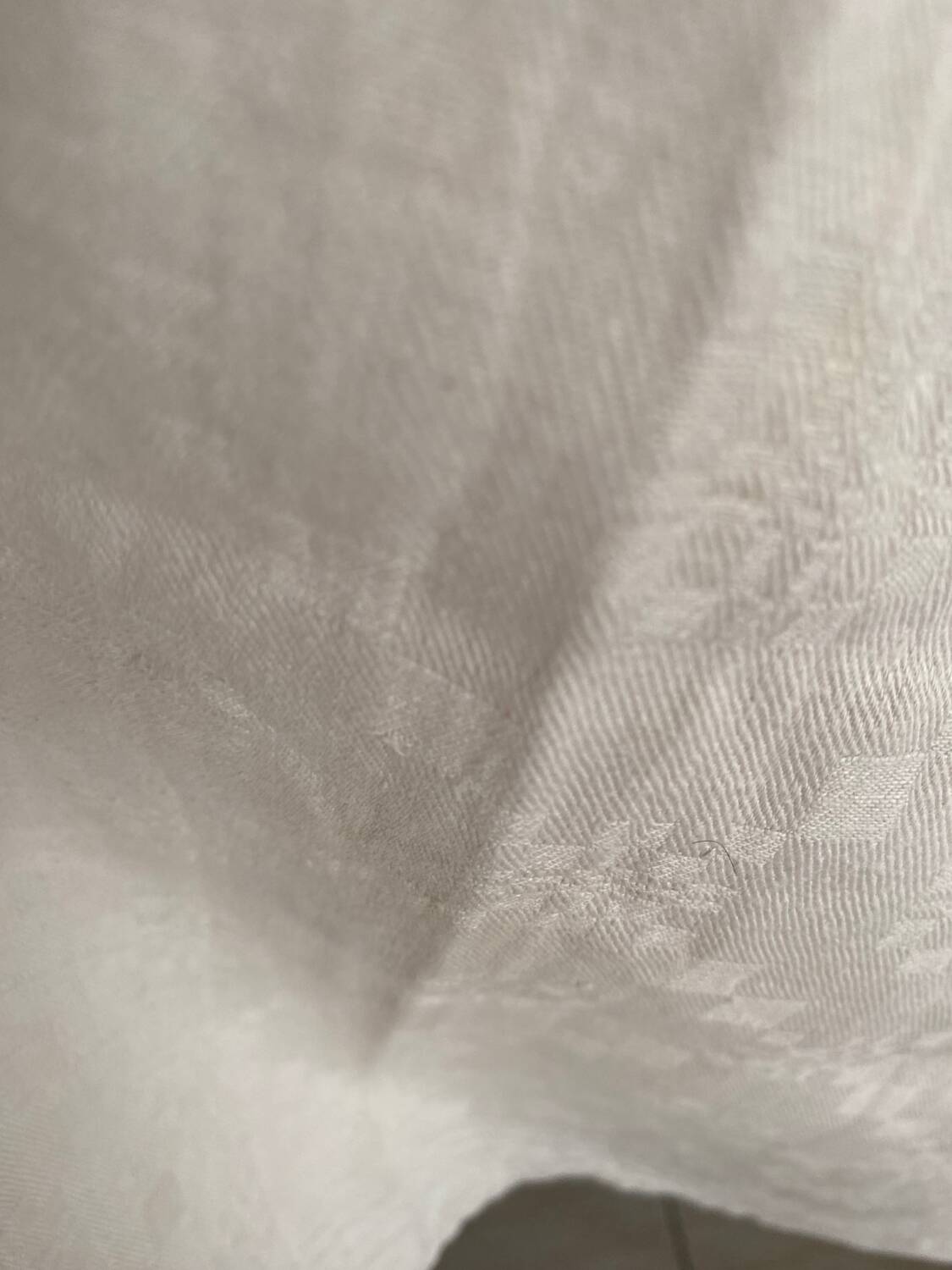 5 country tea towels in BM monogram linen damask.