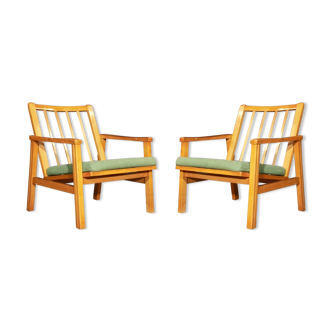 Pair of light green ton chairs