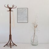 Bistro parrot coat rack