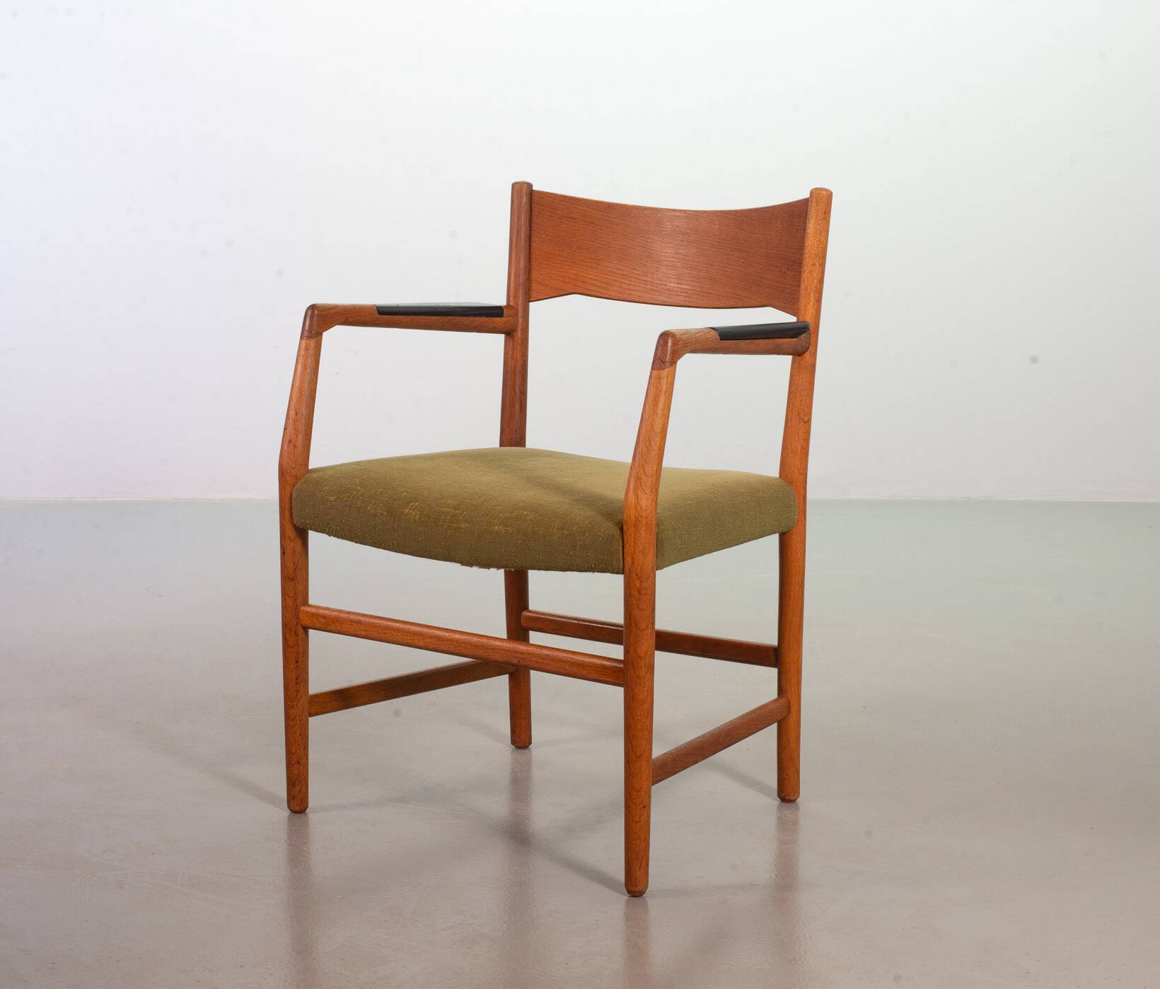 Hans Wegner Danish 'Town Hall' Wooden Arm / Side Chairs by Plan Mobler 50s