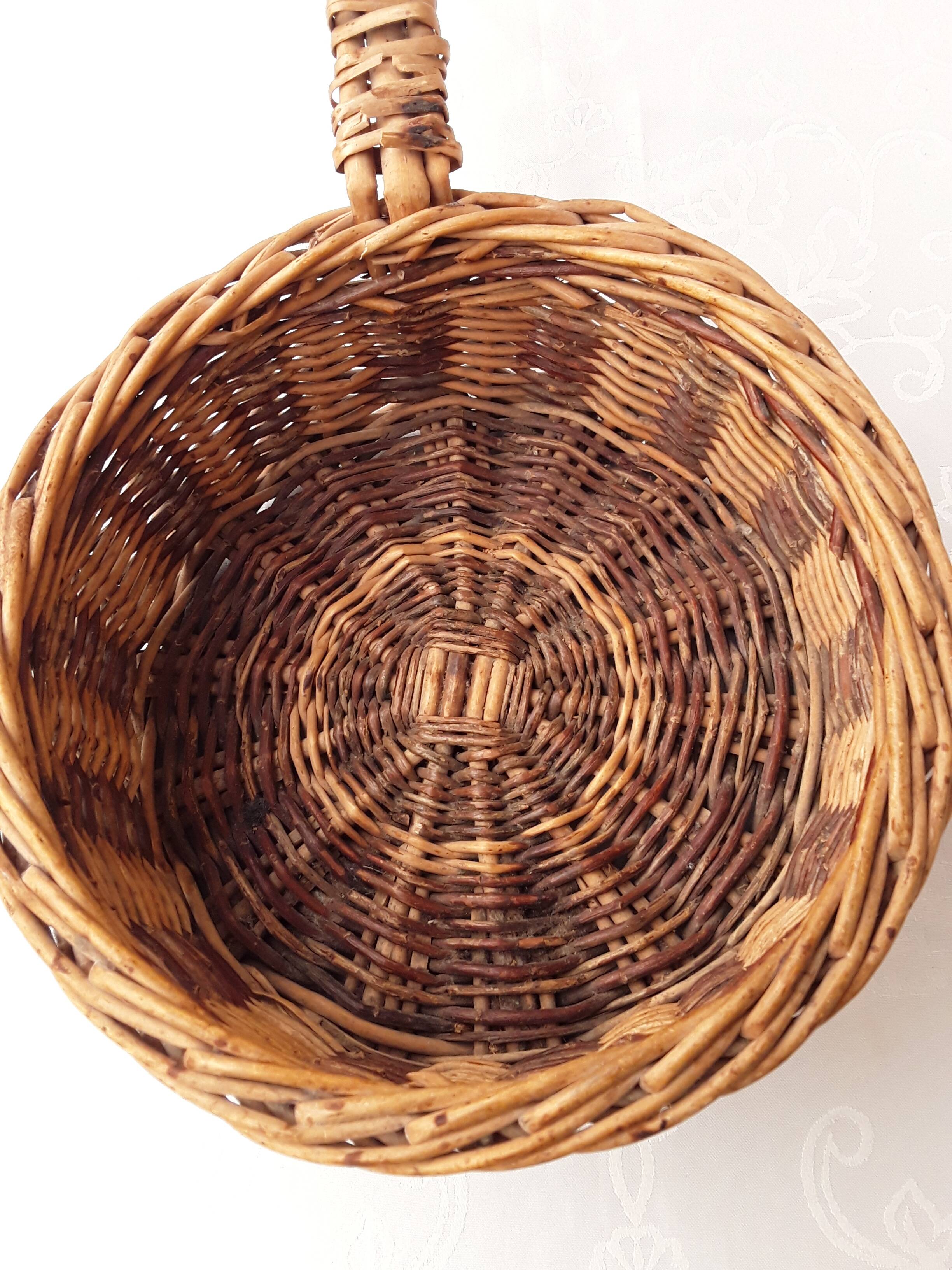 Wicker basket
