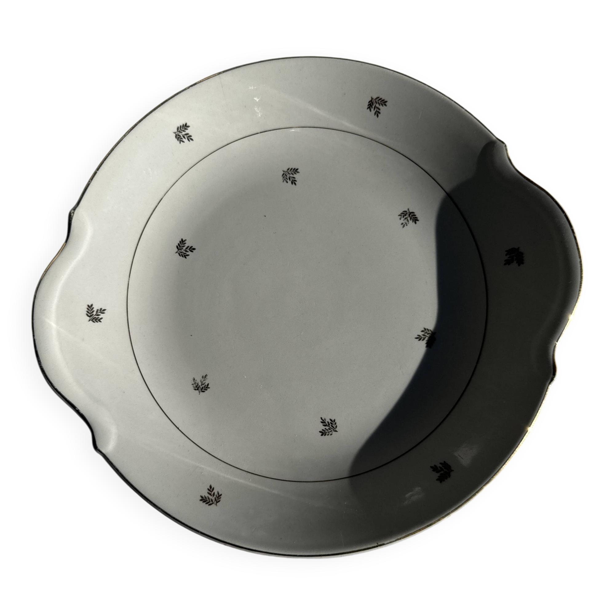 Old pie dish with 2 handles, golden wheat patterns, D28.