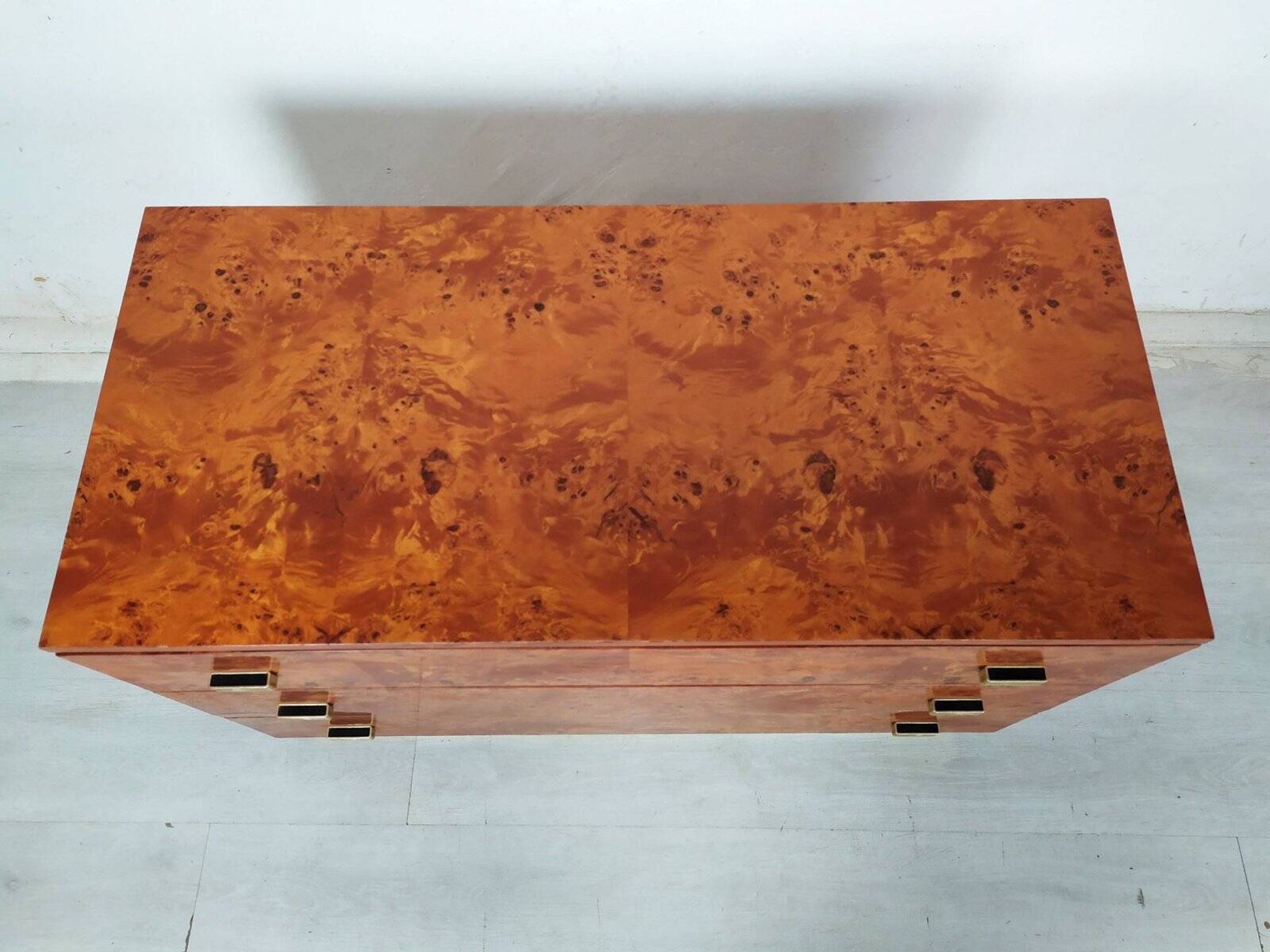 Vintage drawer chest in amboyna burl, 1970s