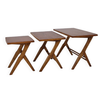 Ensemble de 3 tables gigognes en bois, Hollande 1960