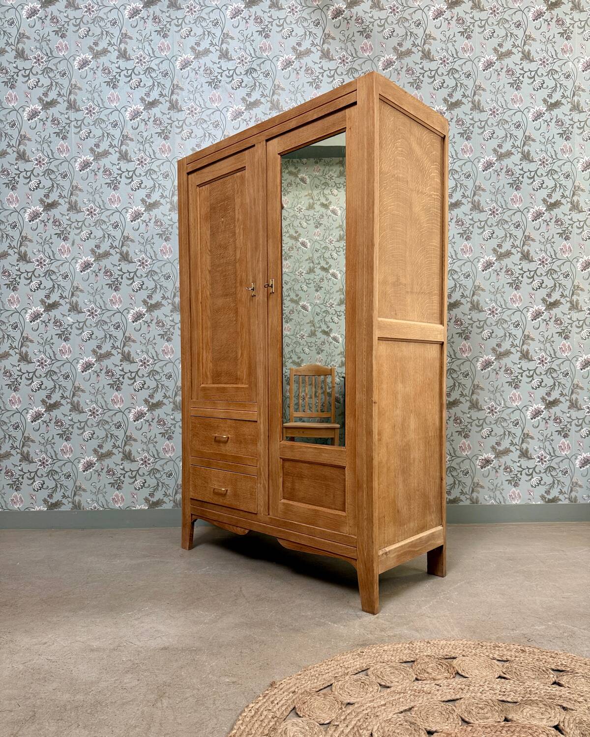 Oak wardrobe (renovated)