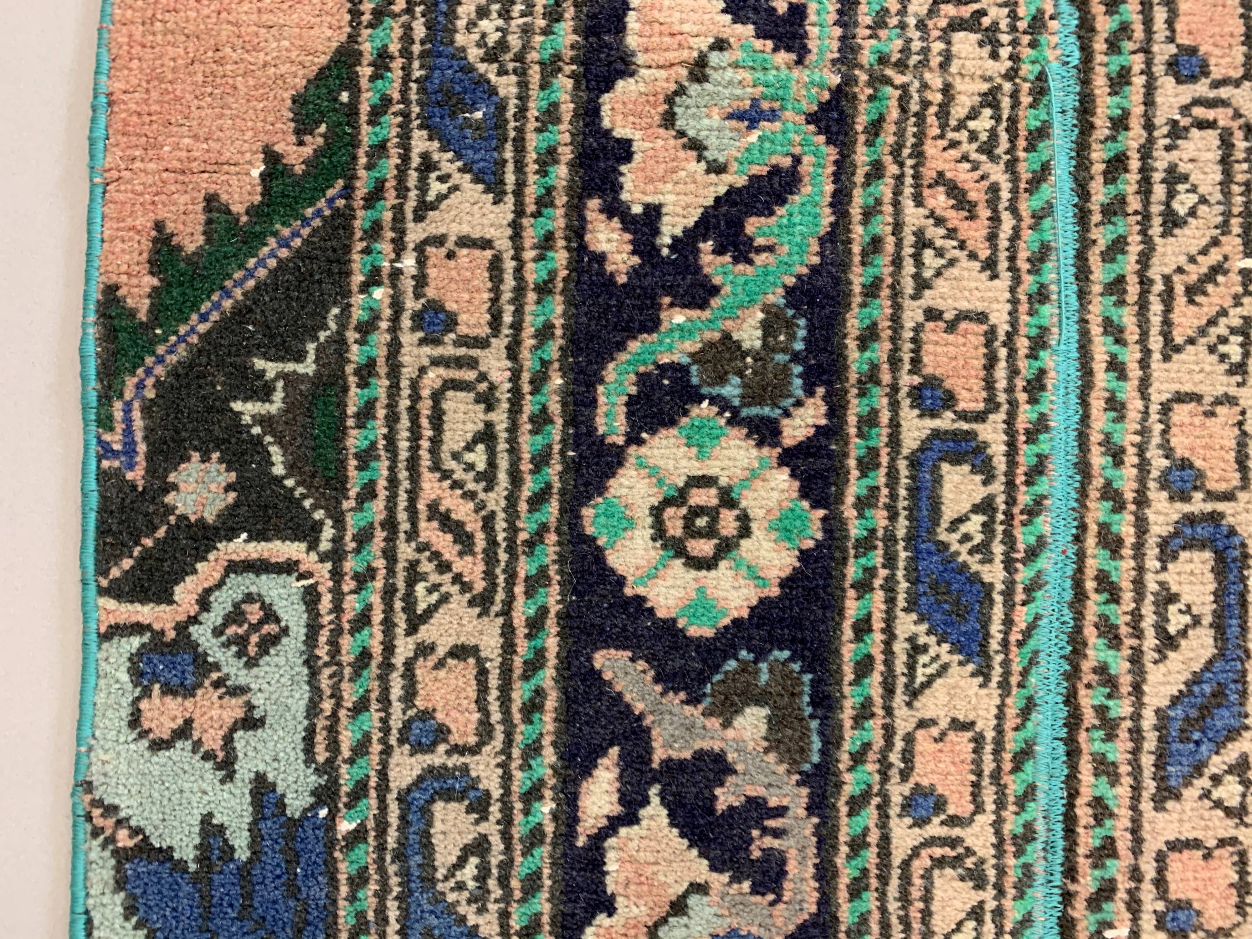 Distressed Turkish Rug 115x68 cm Vintage Shabby, Tribal Red, Green, Brown Small