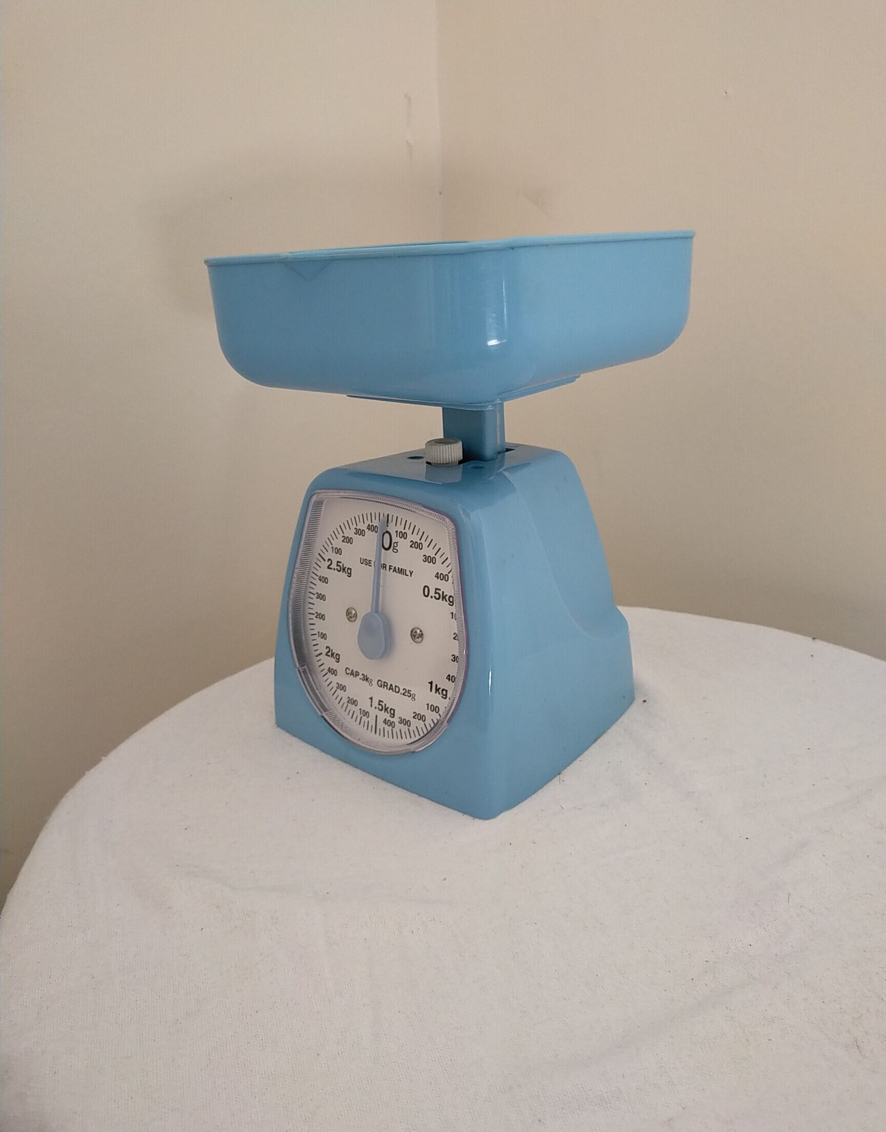 Kitchen scale from the 60s/70s