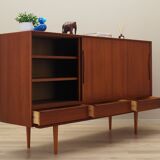 Buffet haut en teck, design danois, années 1960, production : Danemark