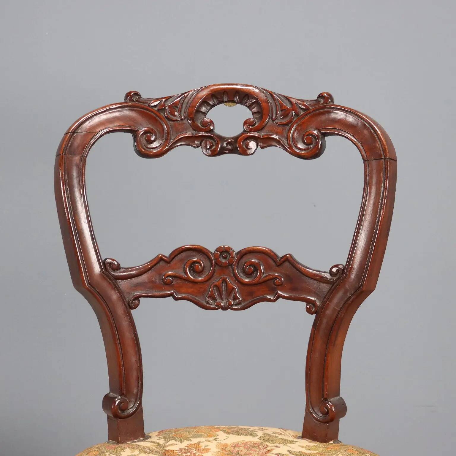 Antique Louis-Philippe chairs in walnut and fabric, 19th century