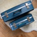 Suitcases "flight attendant"