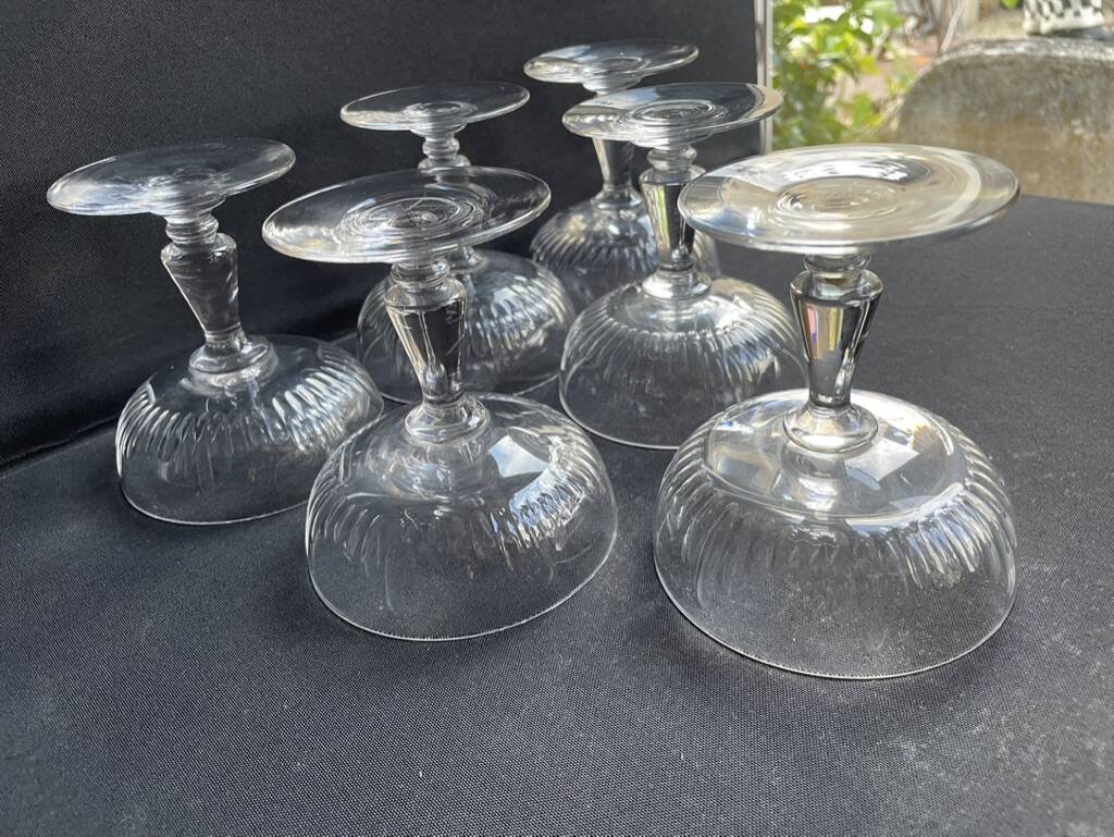 6 Baccarat champagne glasses – Art Nouveau