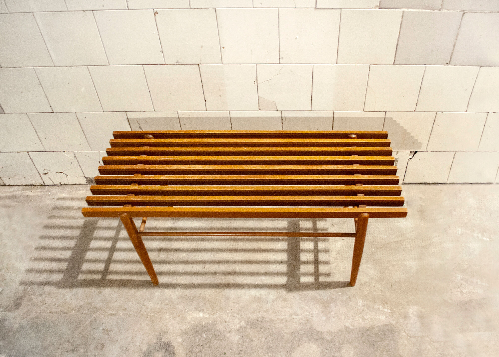 1950s Italian walnut wooden bench