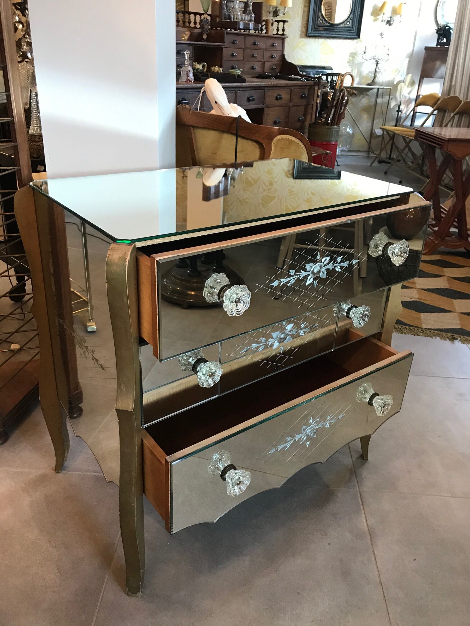 Beautiful Venetian mirror dresser