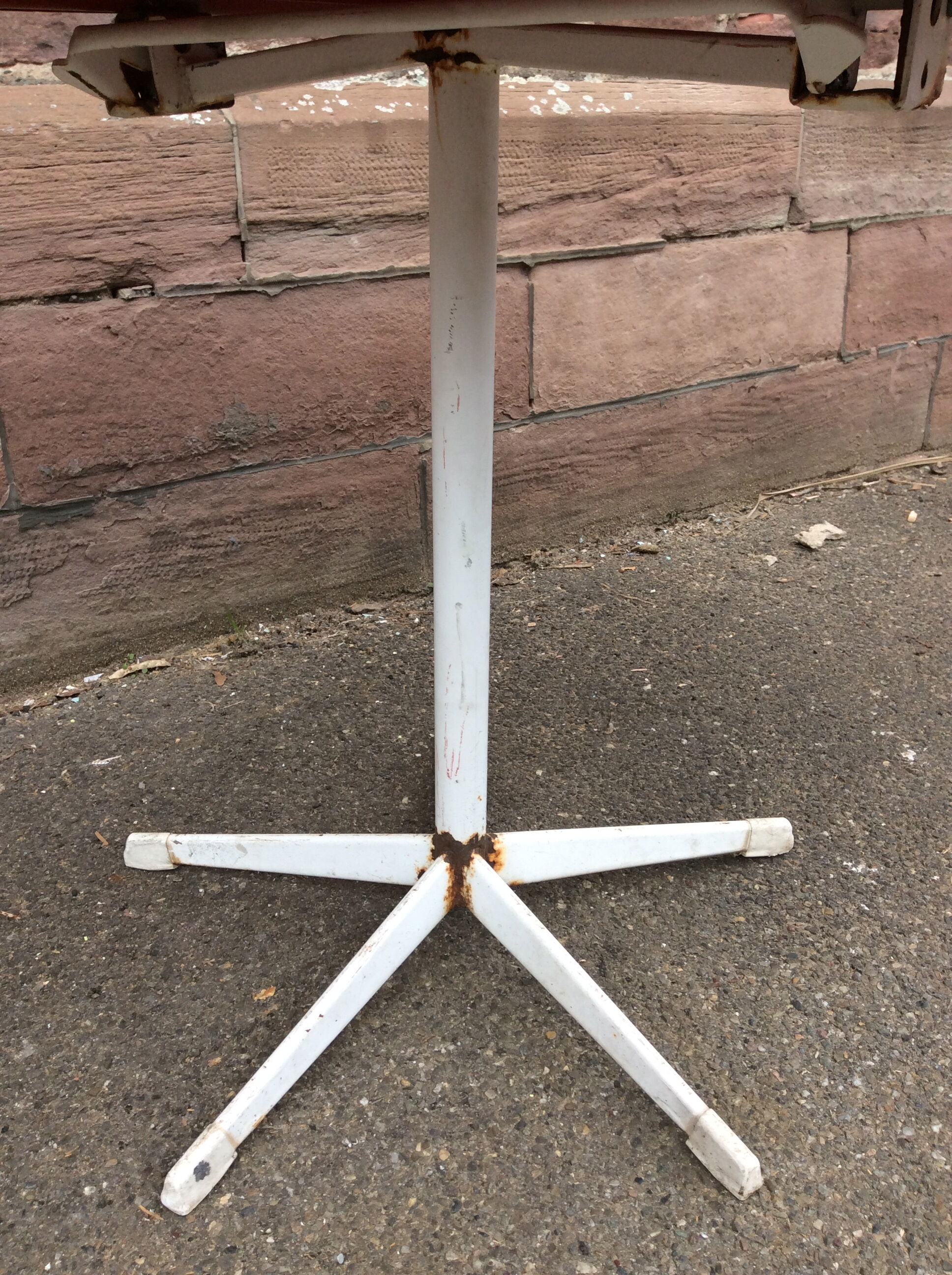 1960 vintage metal metal iron table garden
