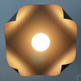 Design suspension in folded metal