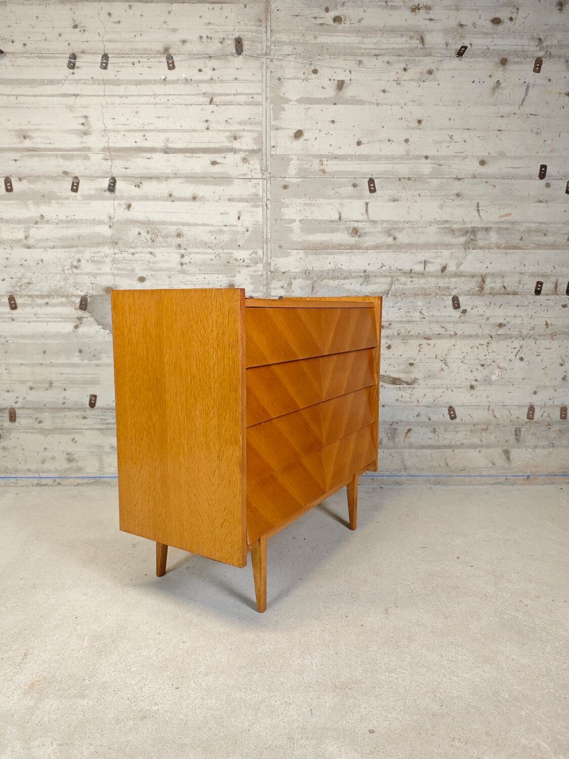 Vintage chest of drawers