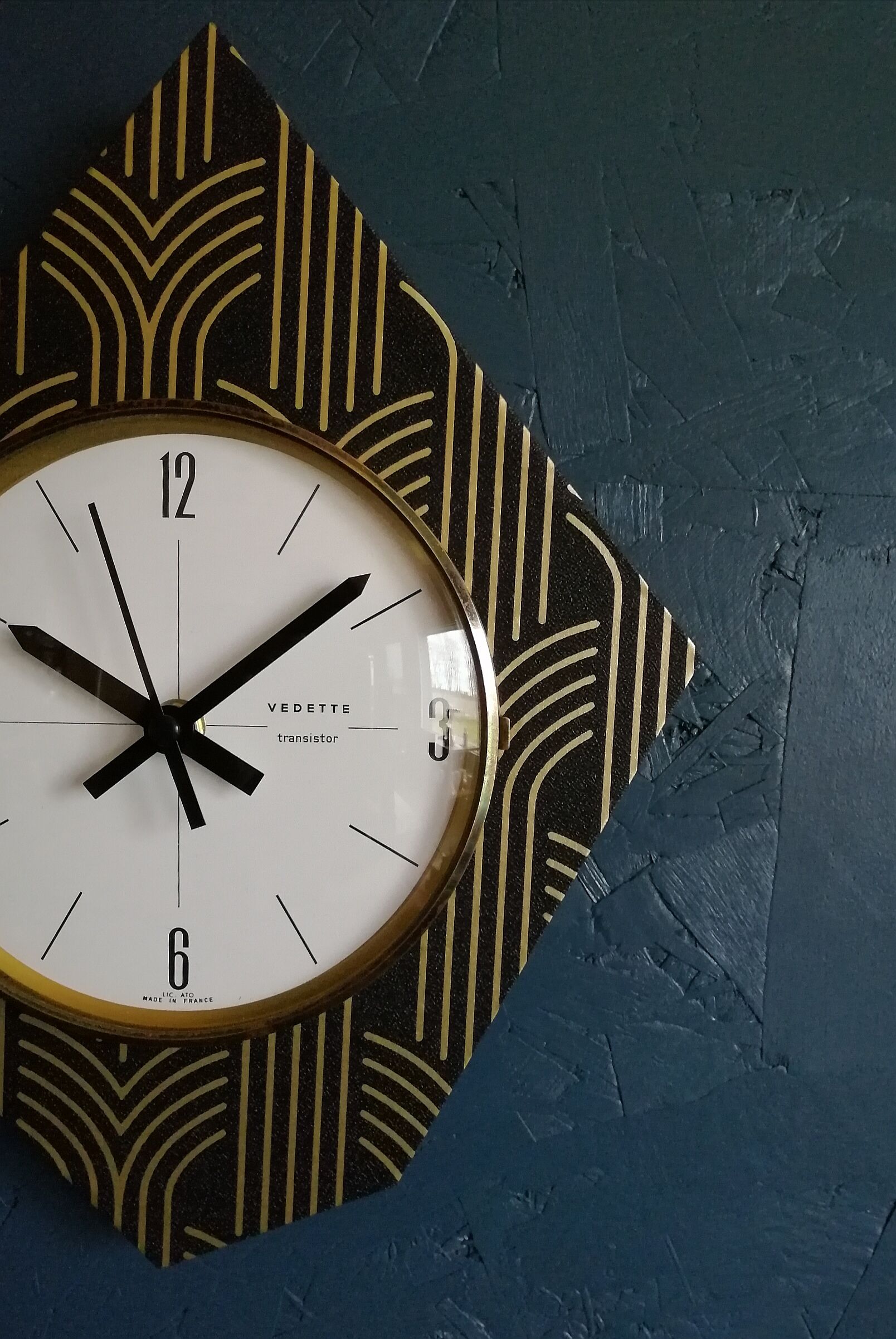 Vintage clock, "Vedette" wall clock