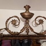 Miroir en métal doré