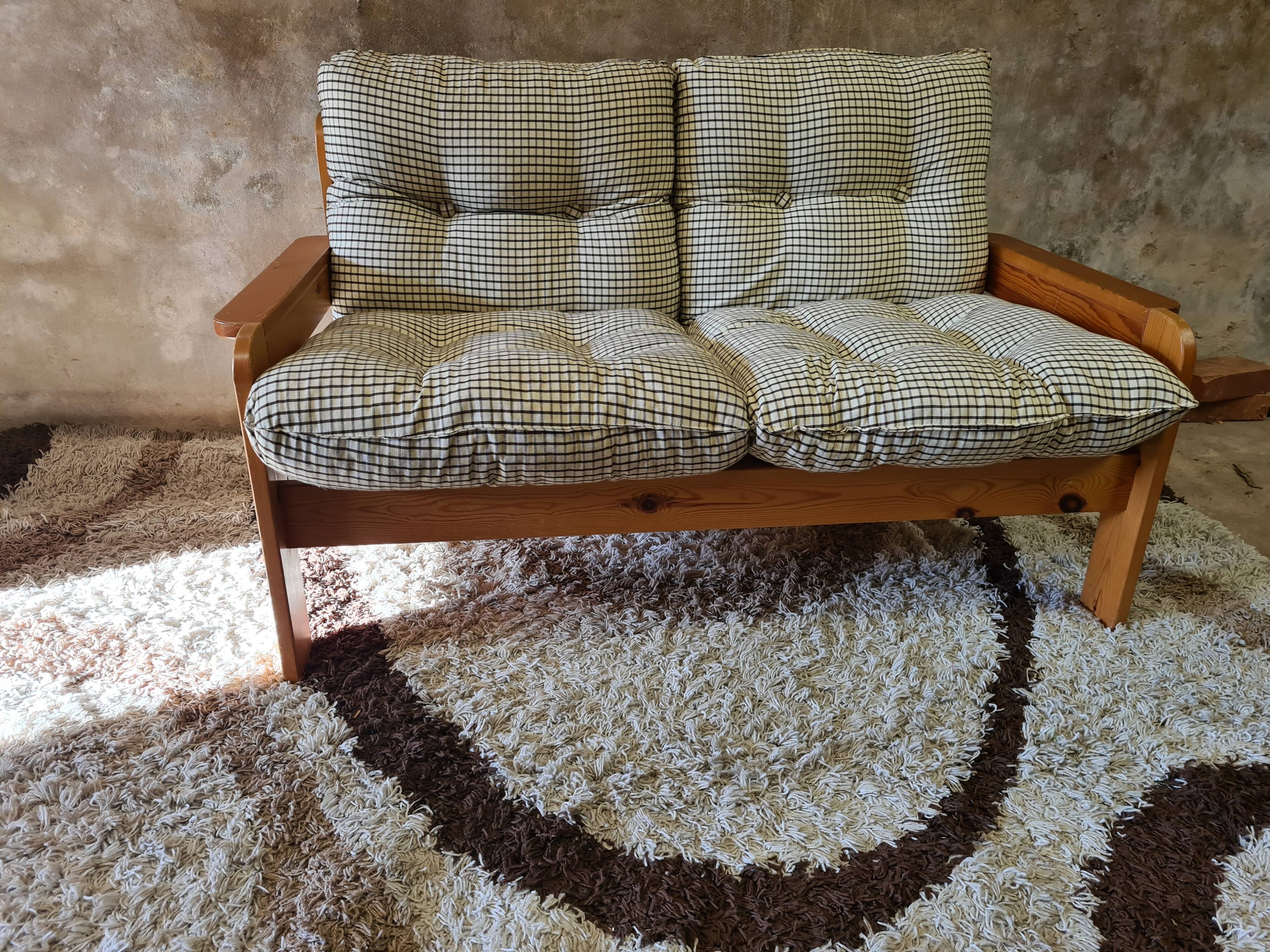 Pine sofa two places 1960 Vintage