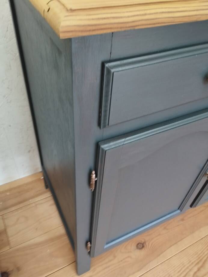 Anthracite gray sideboard