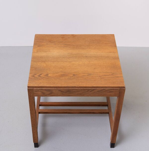 Table à écrire en chêne de l'école d'Amsterdam Art déco néerlandaise années 1930