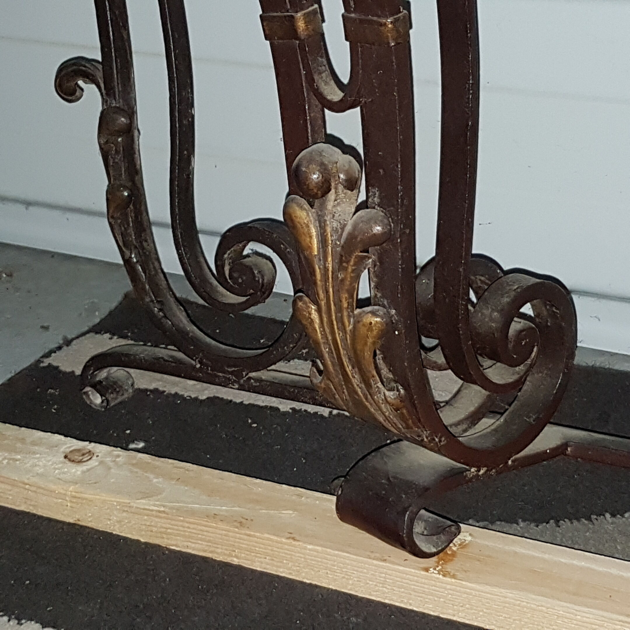 Marble wrought iron tray console