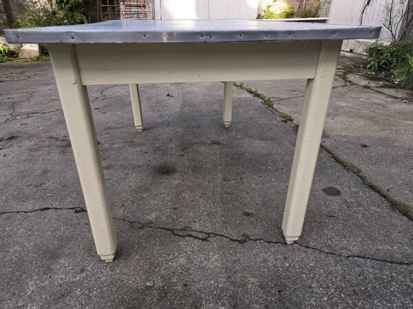 Table ancienne de cuisine