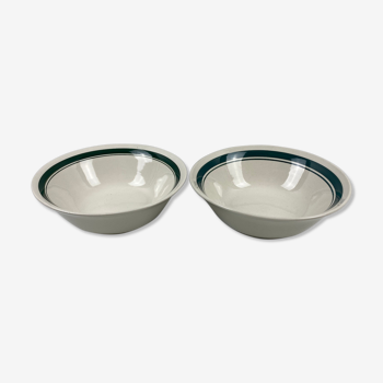 2 green-sided white ceramic bowls