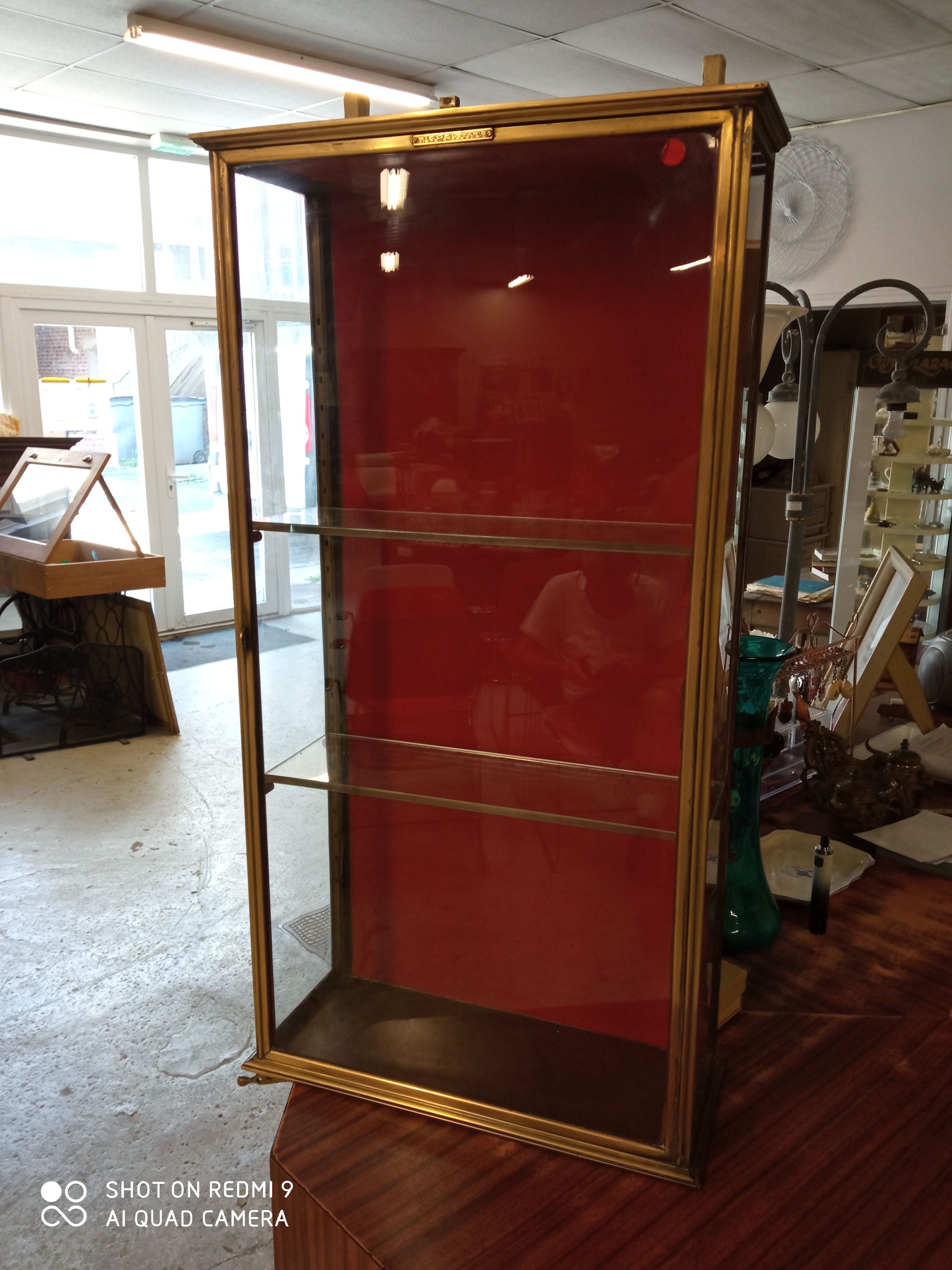 Siegel Paris showcase