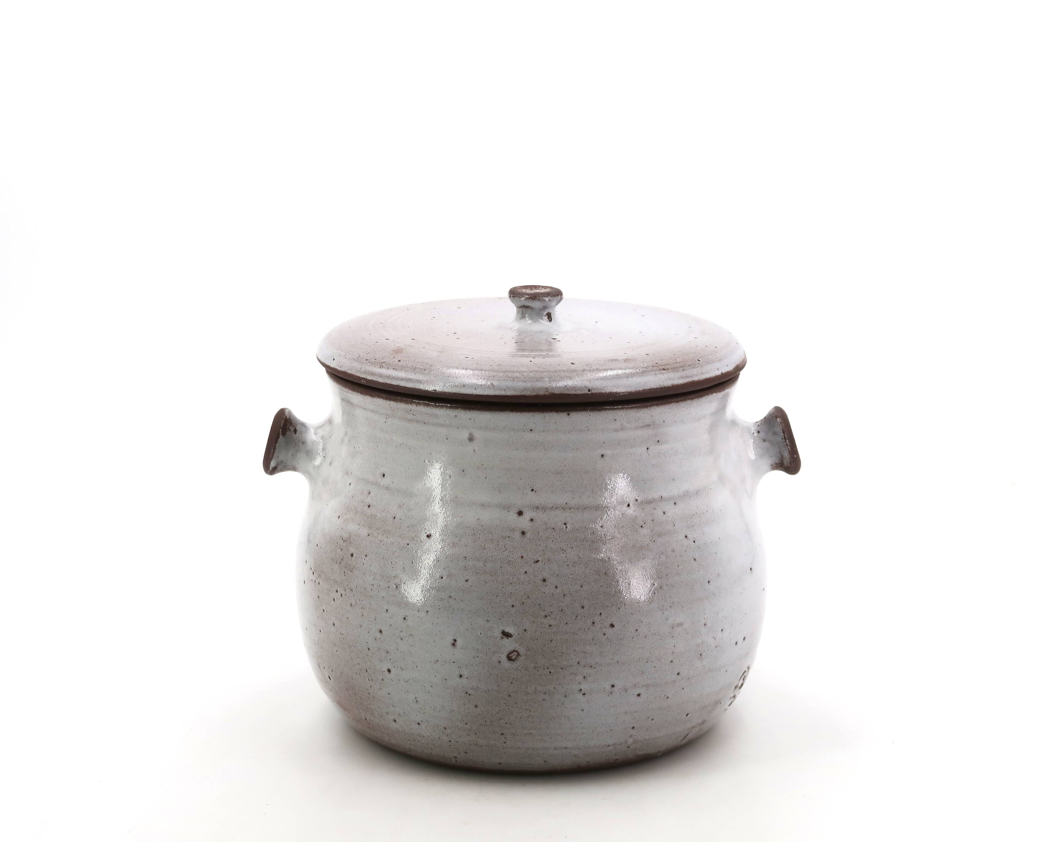 Earthenware vegetable dish by Jeanne and Norbert Pierlot, ceramic from the 1960s.