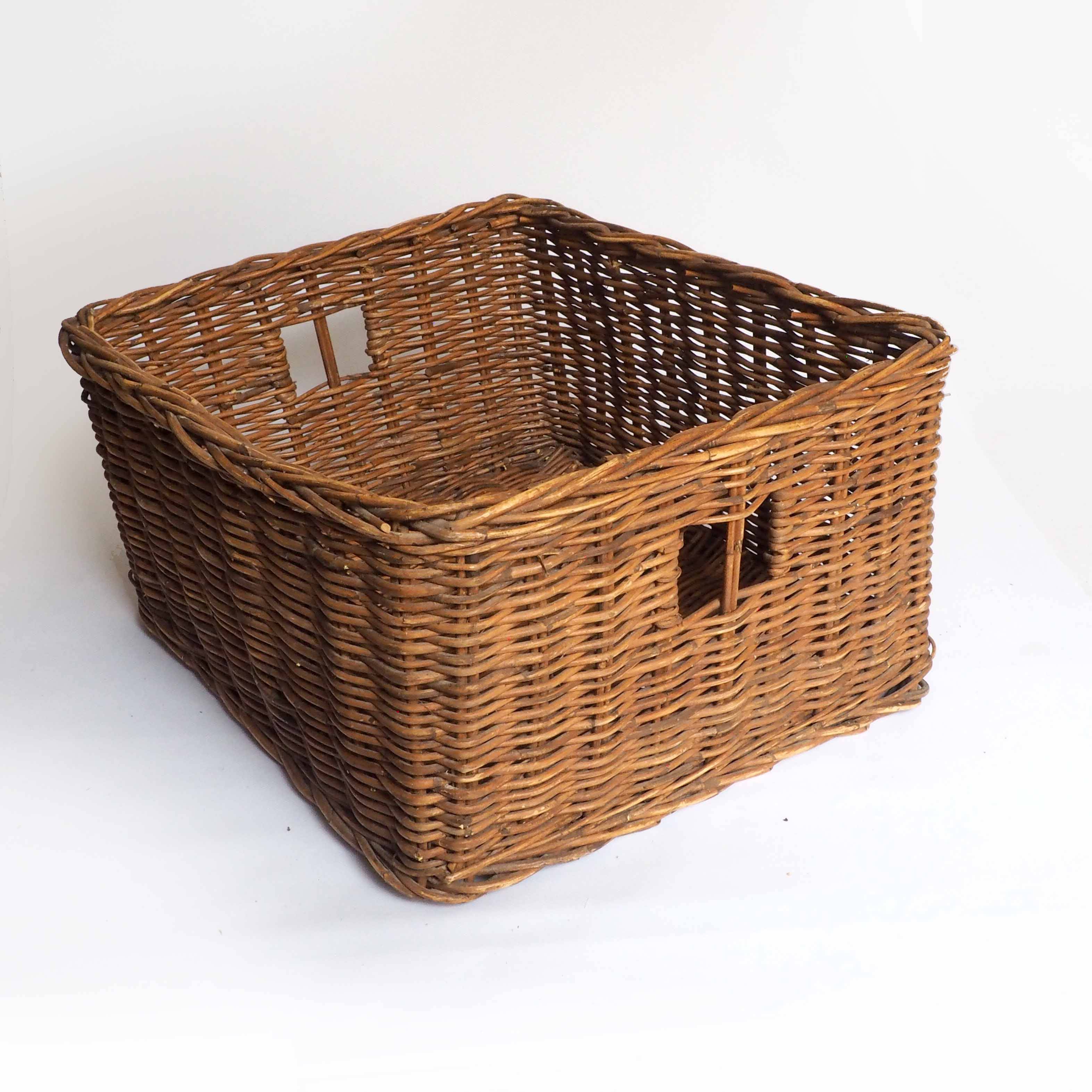 Rattan locker type basket
