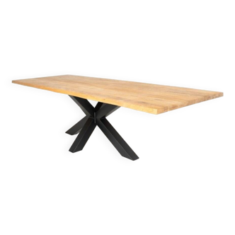 Solid oak table and central black metal legs - 220 x 100 cm