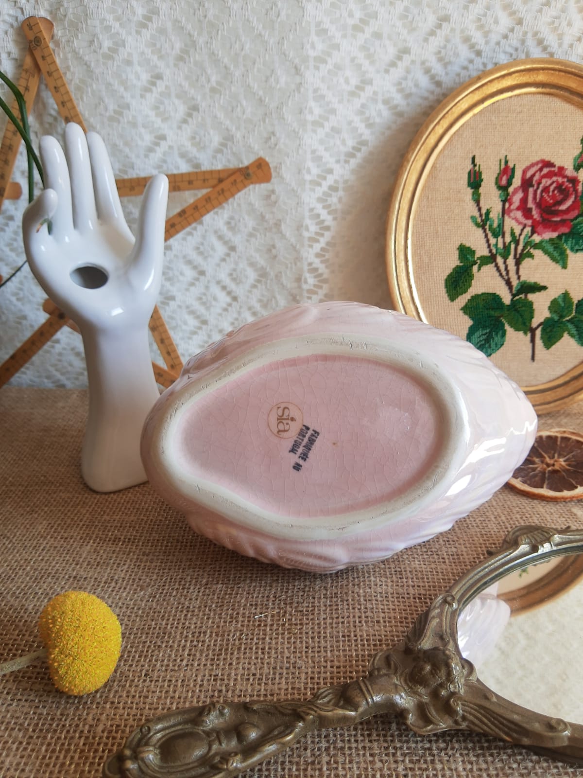 Sia Vintage Pink Pearl Swan Shaped Planter