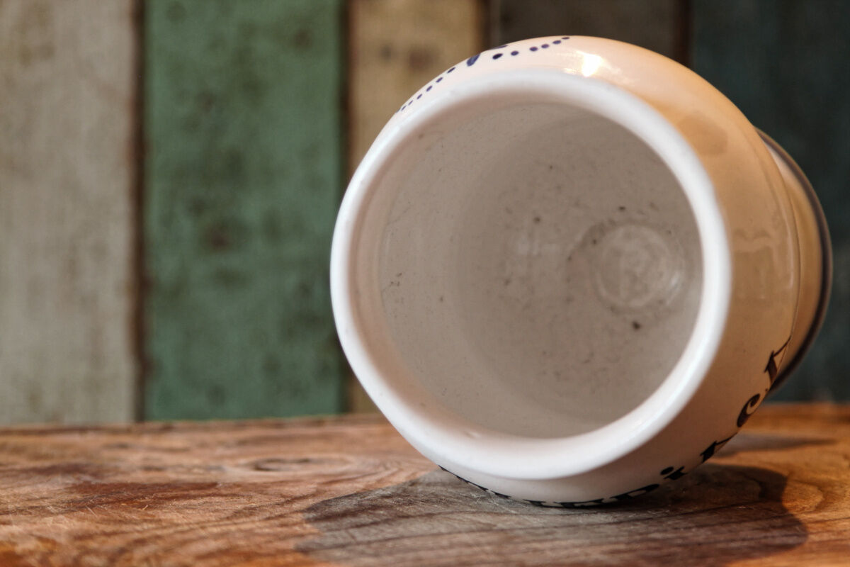 Signed pharmacy pot, marked Theriaca
