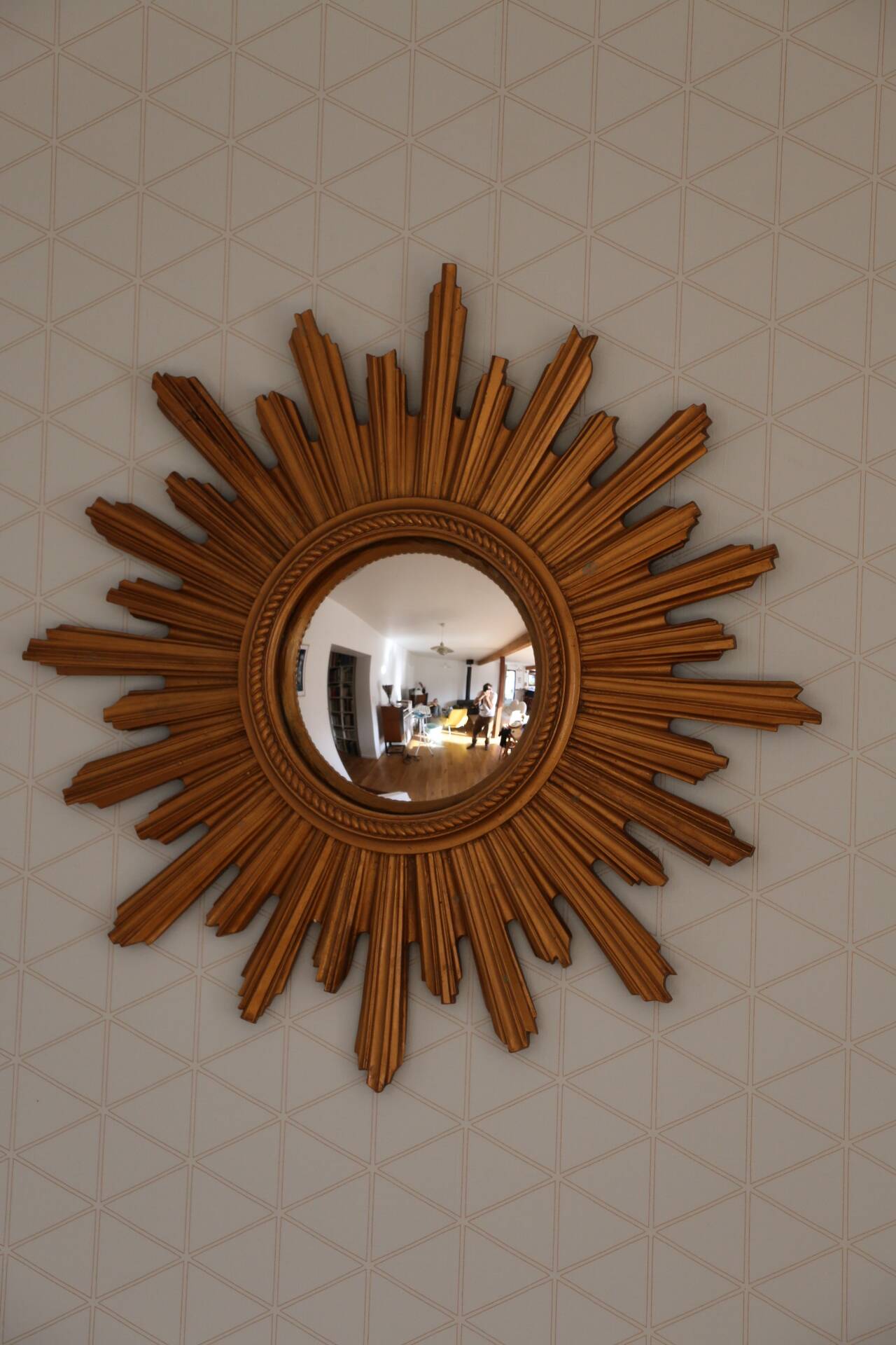 Resin witch mirror 595mm