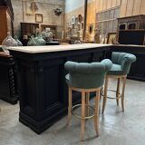 Early 20th century bar counter