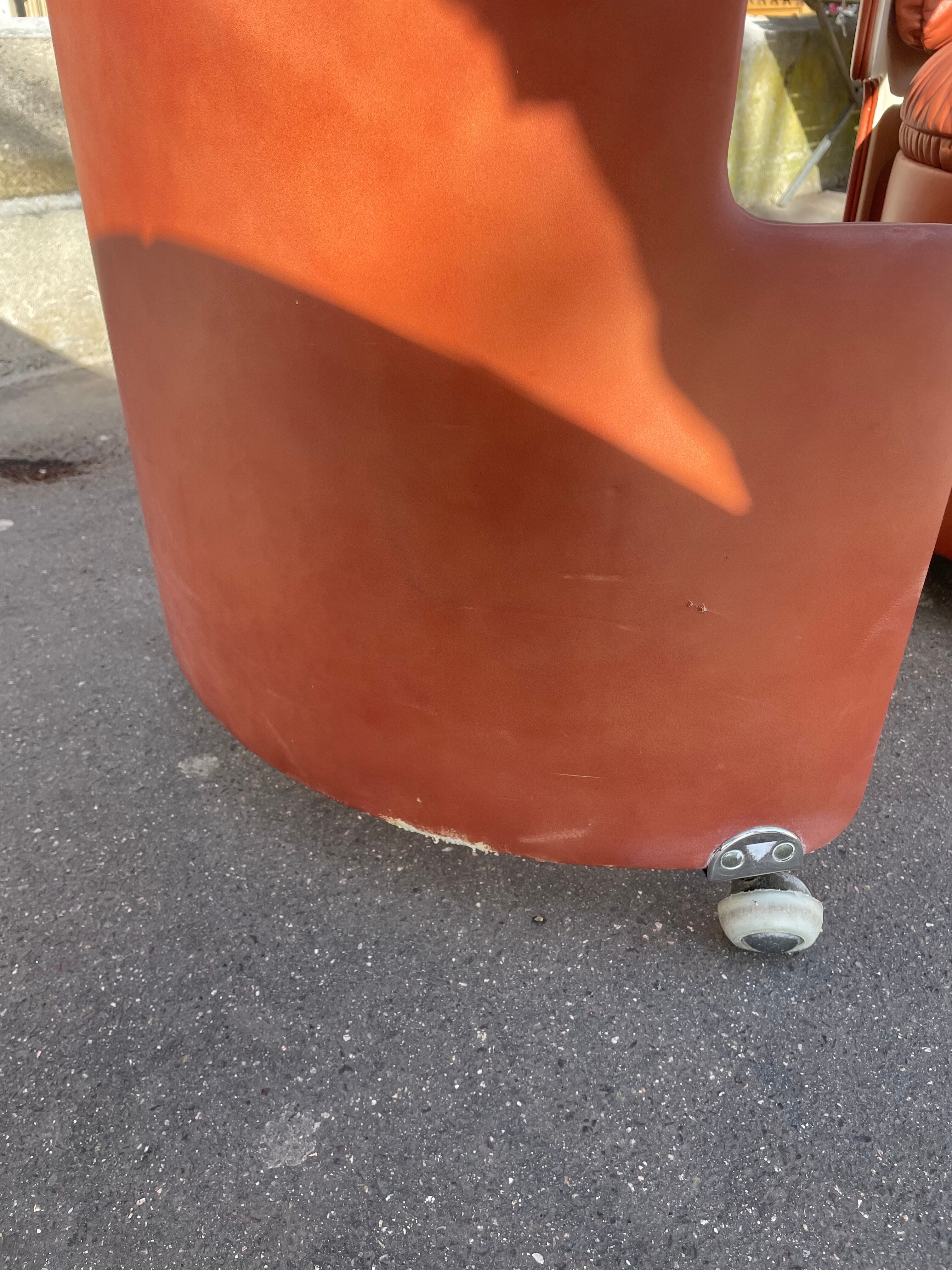 Hairdresser Dilly Dally & Luigi Massoni for Poltrona Frau, 1968