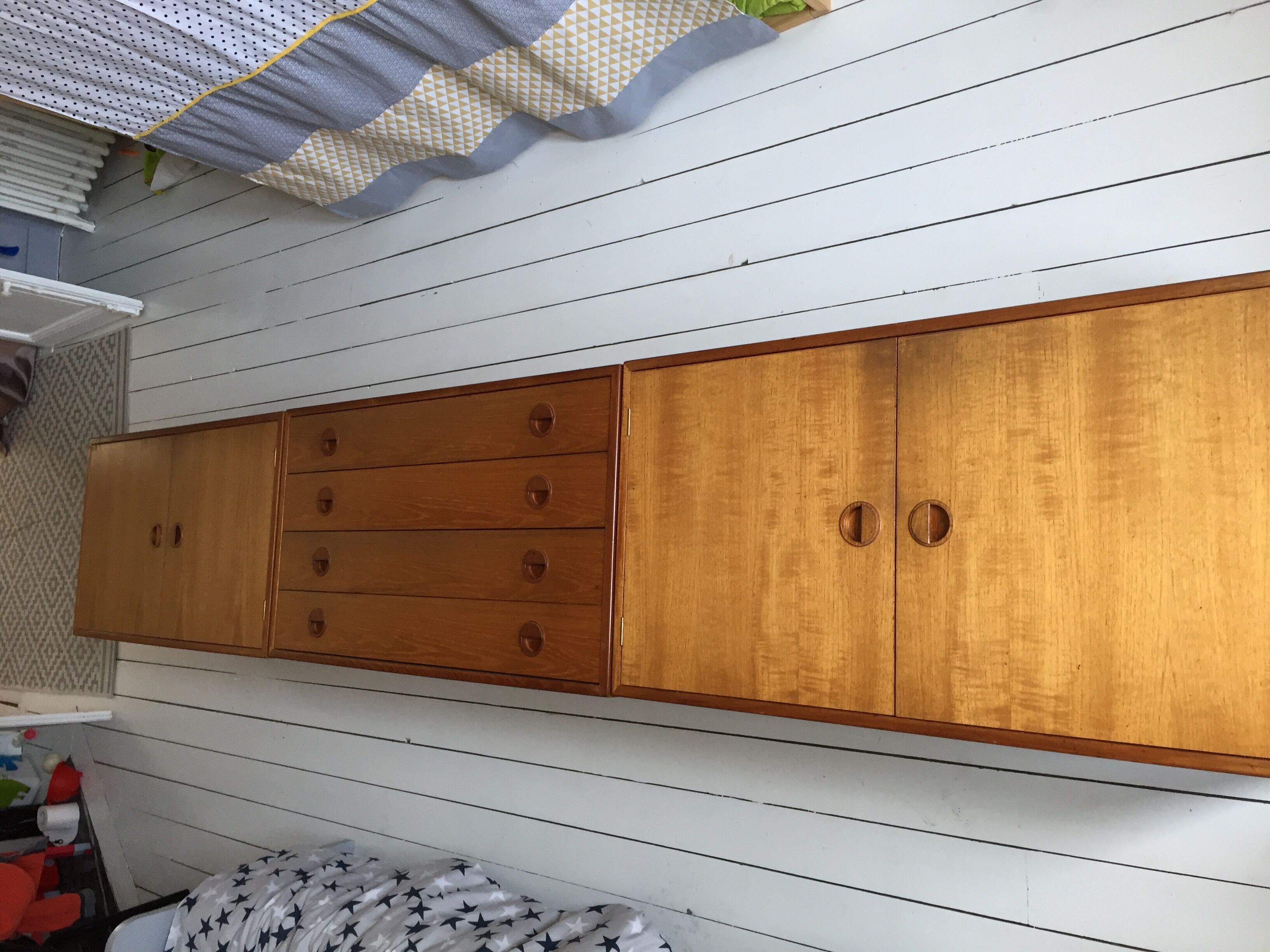 Enfilade scandinave à suspendre 3 modules en teck Denmark