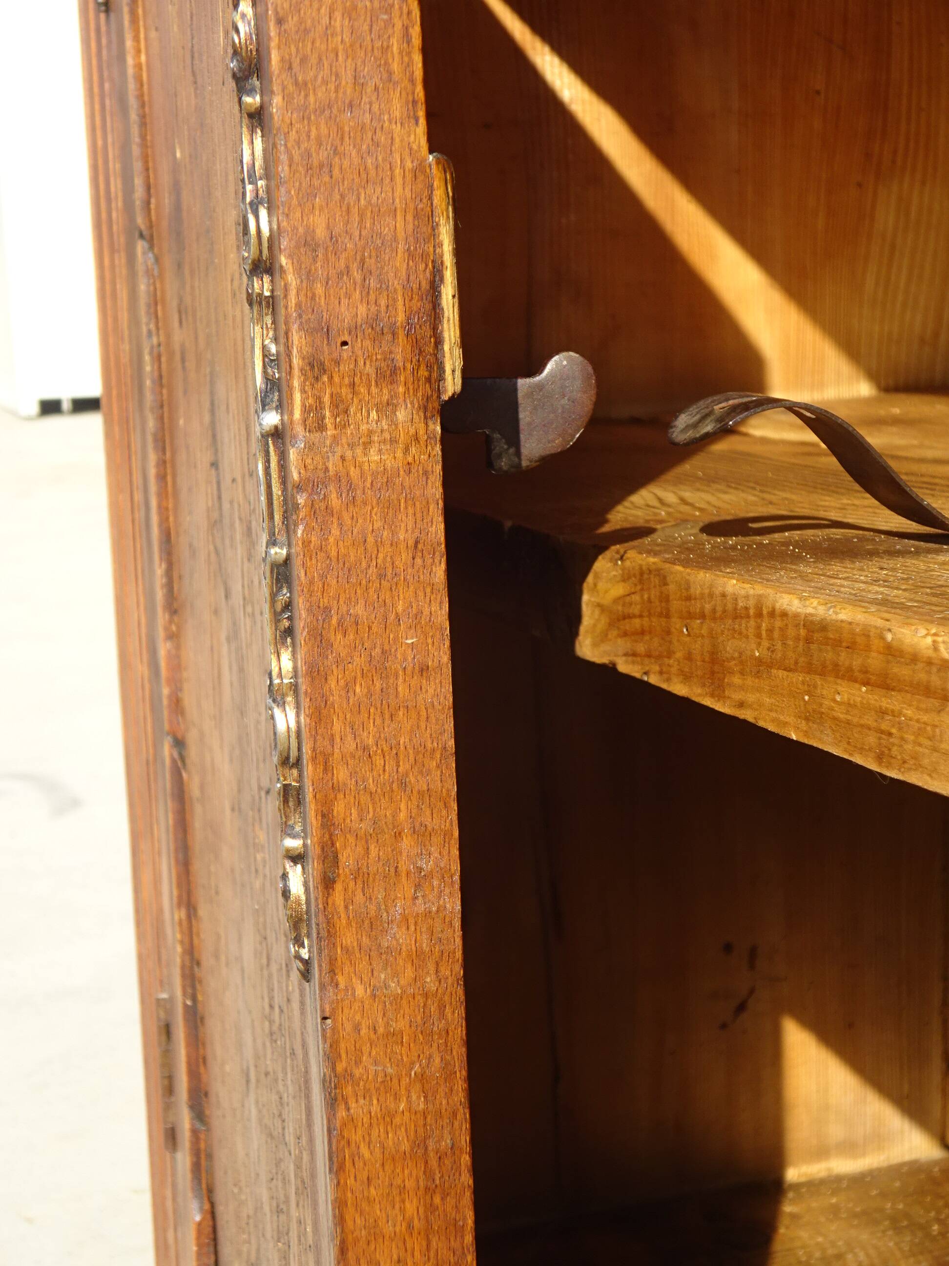 Parisian pine sideboard