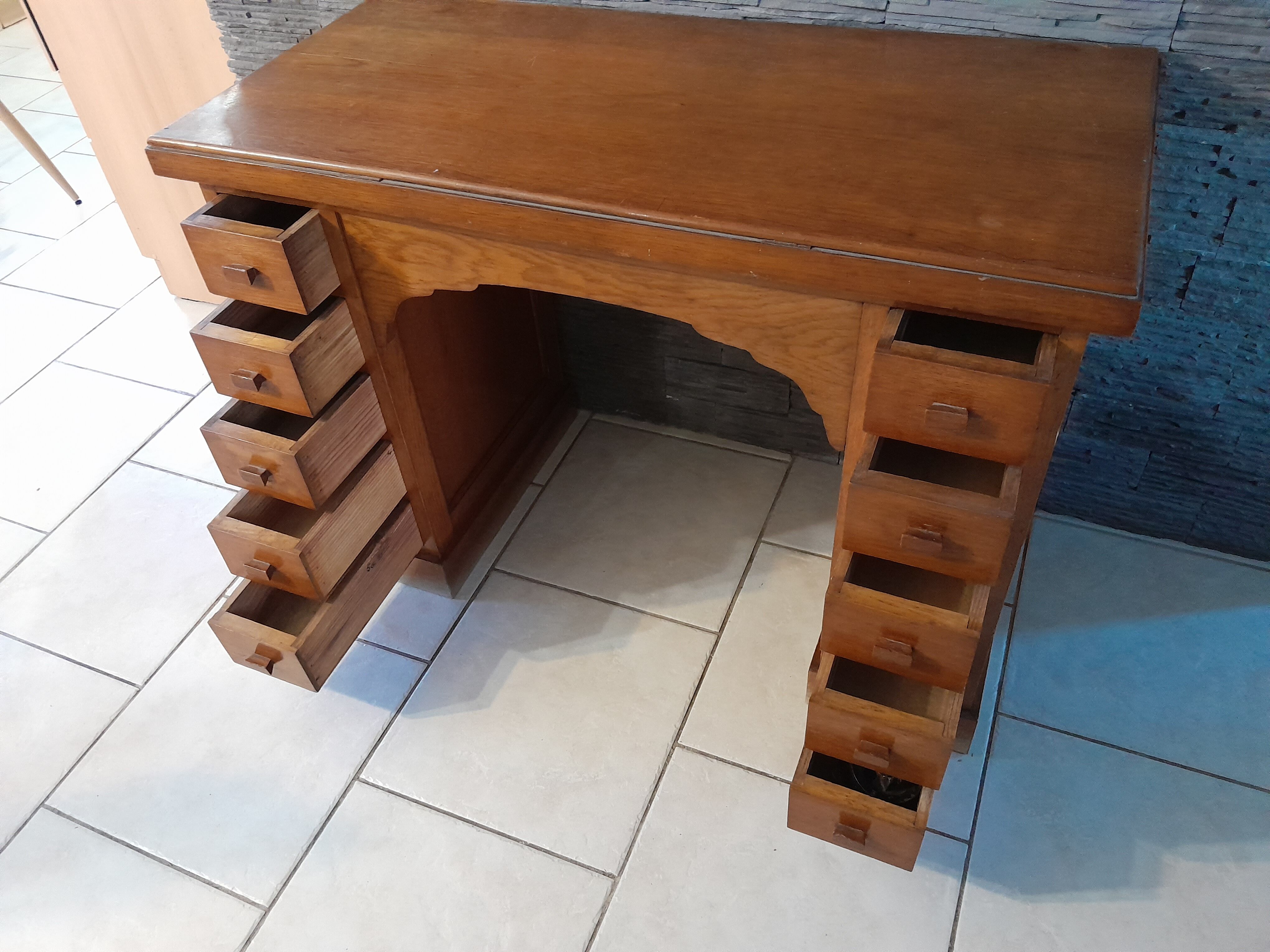 Ancien meuble de métier ou bureau vintage