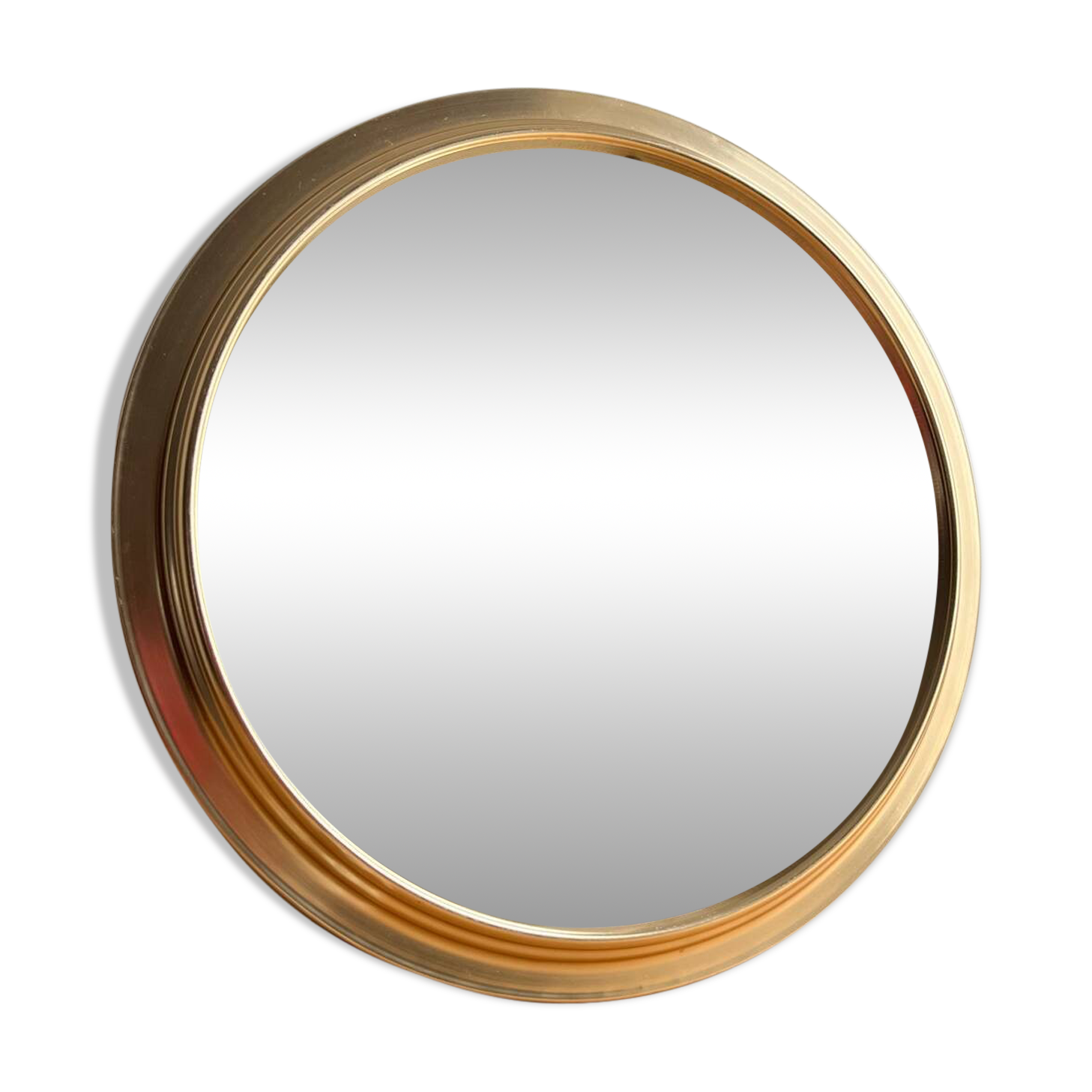 Vintage round gold mirror