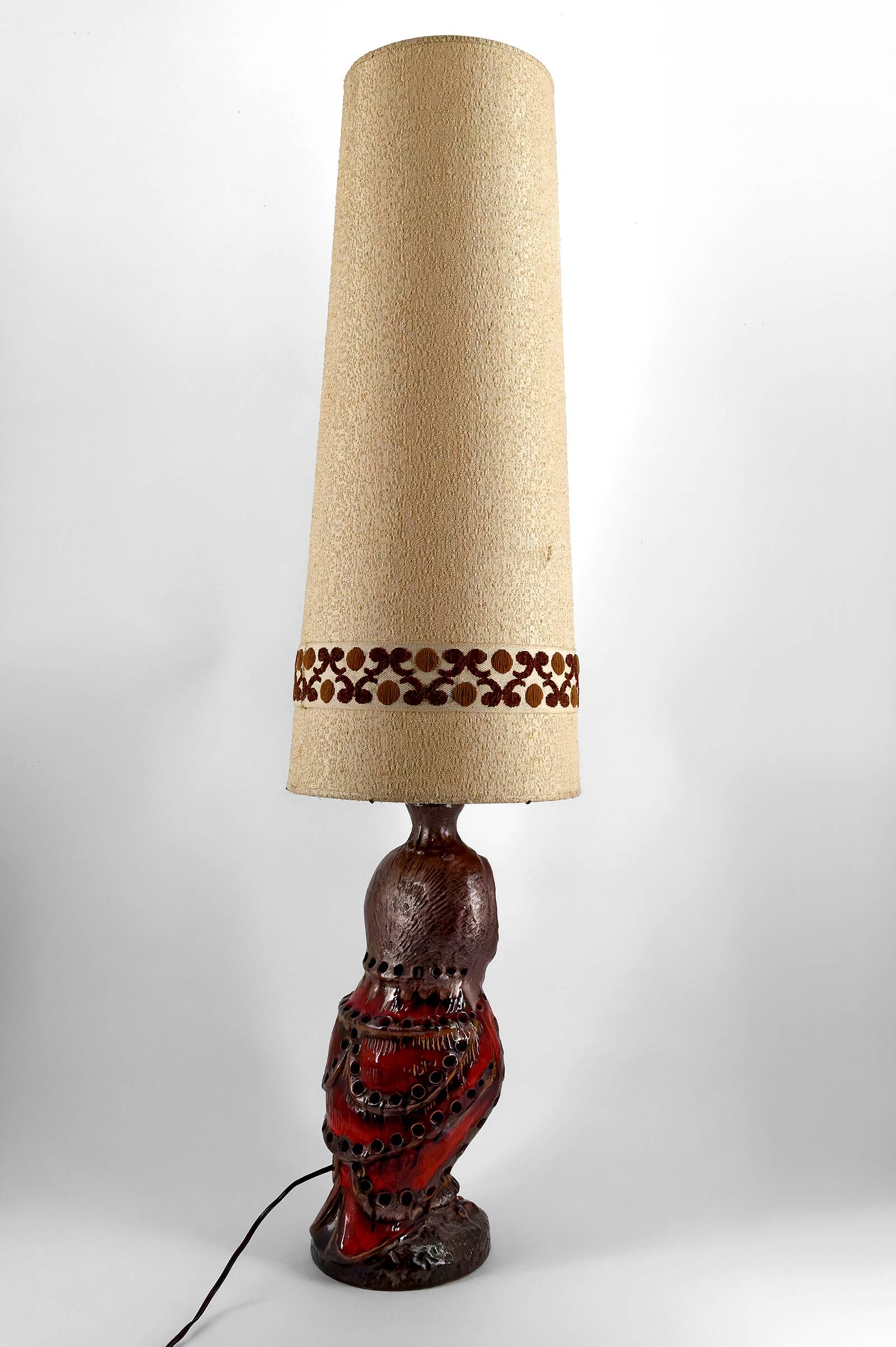 Important ceramic lamp / floor lamp, Owl, by Walter Gerhards