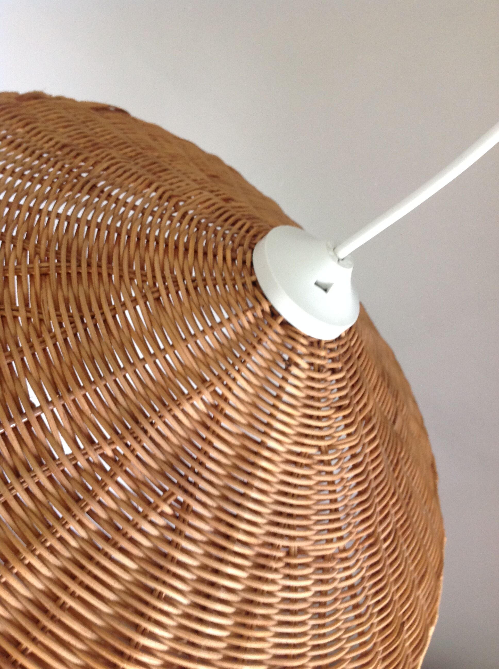 Vintage wicker hanging lamp