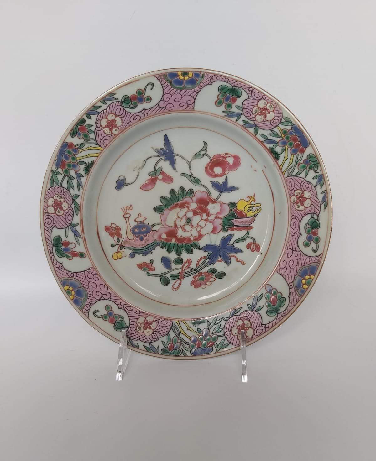 Pair of China porcelain plates, India Company, 19th