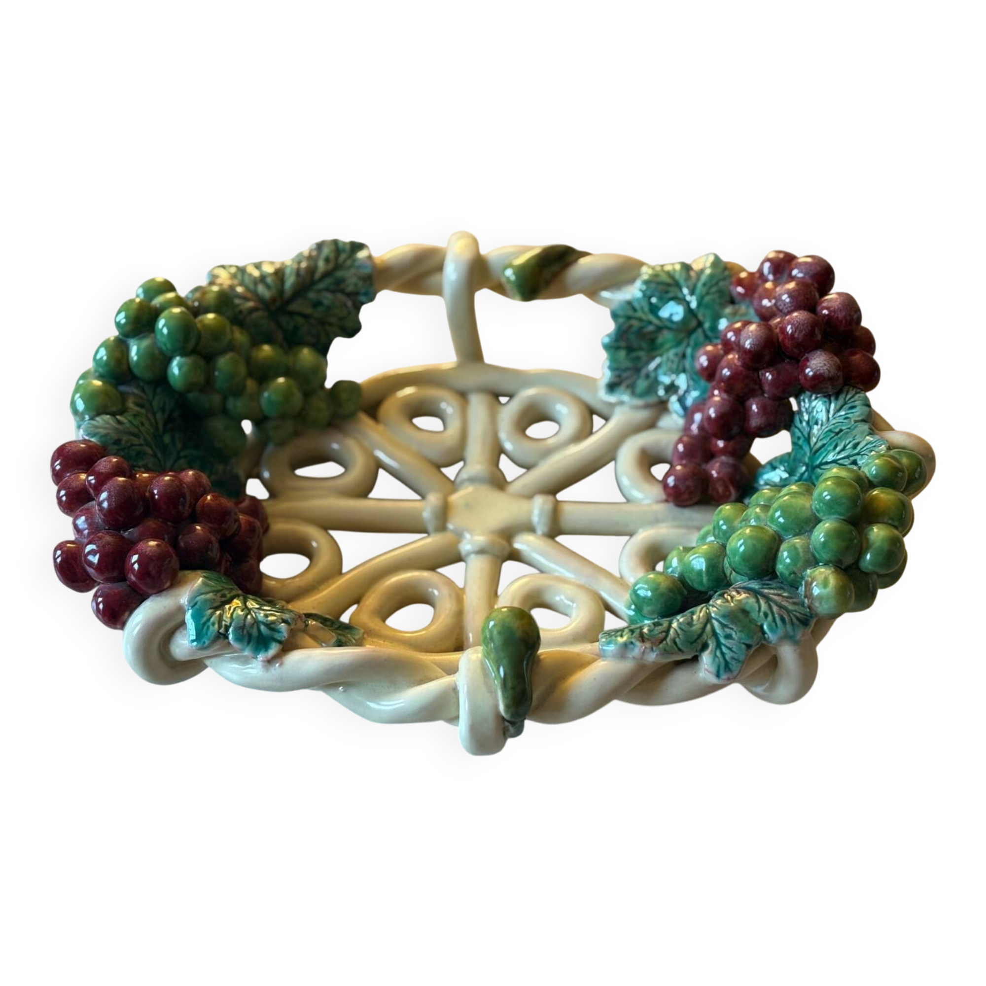 Earthenware slipware basket