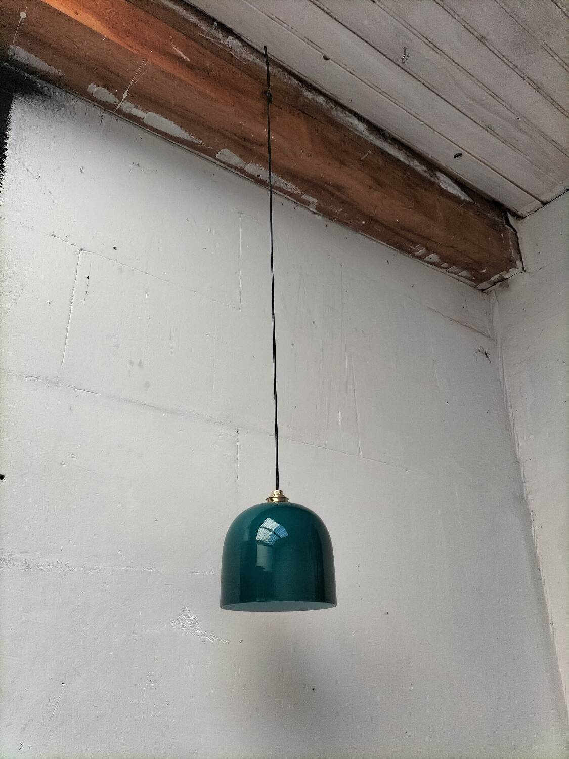 Green opaline suspension