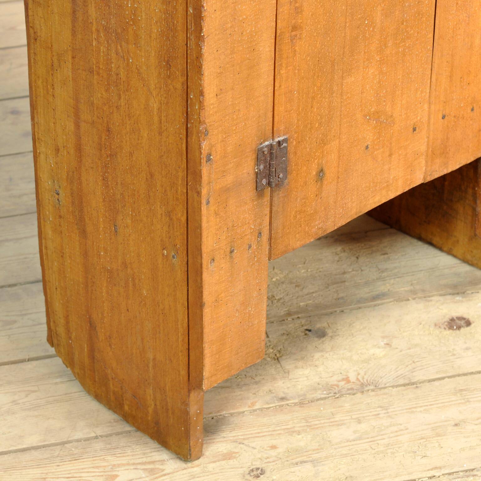 Cabinet wabi sabi en hêtre, années 1850