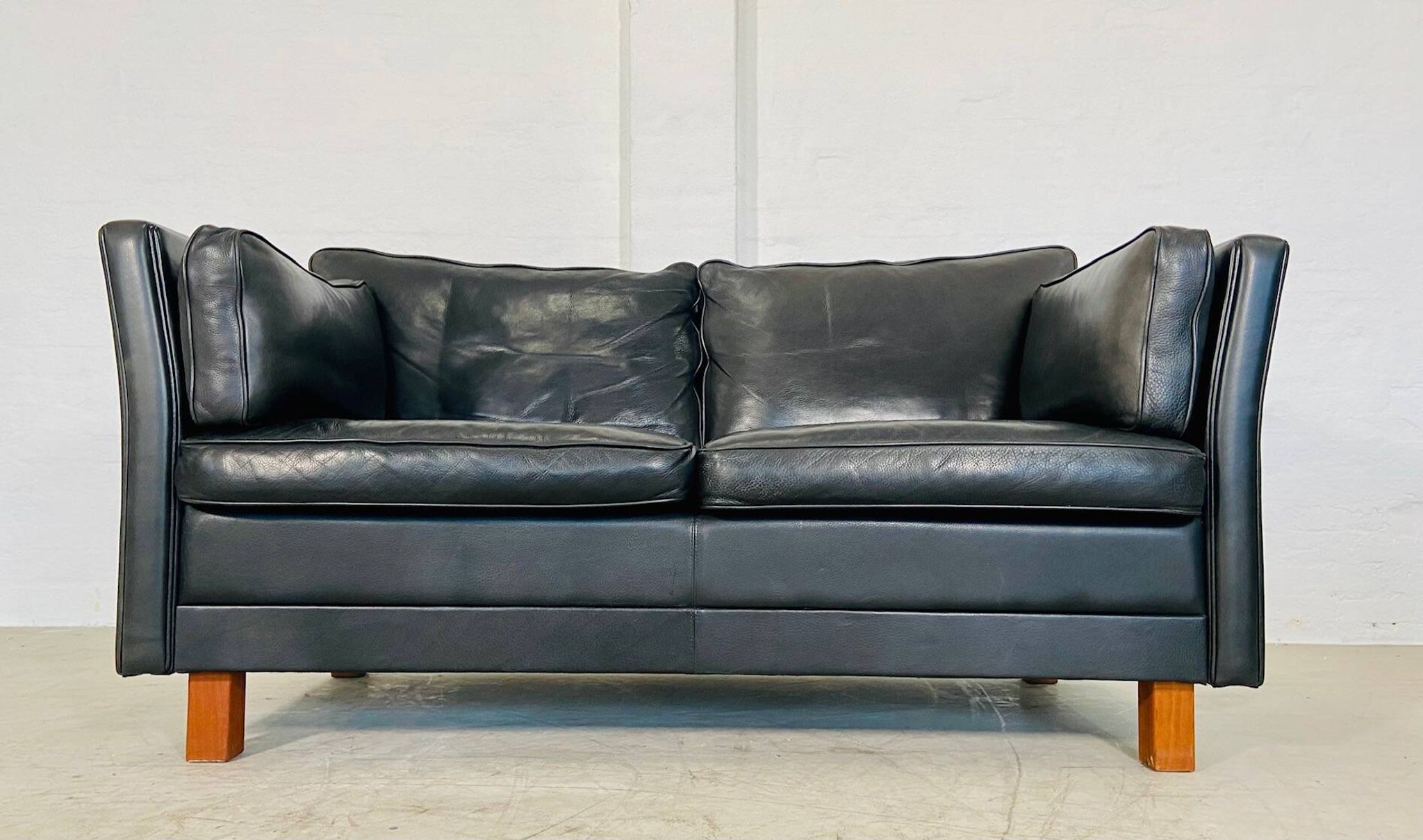 Vintage retro danish mogens hansen 2 person black leather sofa
